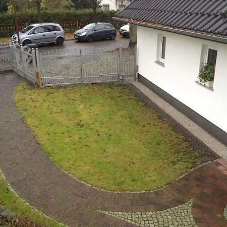 아파트 Buchheim, Hochwertig Und Gemuetlich, 5min Zur S-bahn