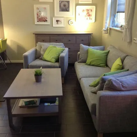 Buchheim, Hochwertig Und Gemuetlich, 5min Zur S-bahn *