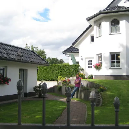 Buchheim, Hochwertig Und Gemuetlich, 5min Zur S-bahn *