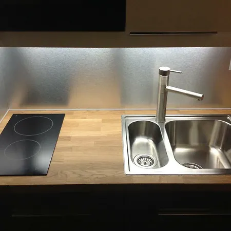 Buchheim, Hochwertig Und Gemuetlich, 5min Zur S-bahn Apartment Hoppegarten
