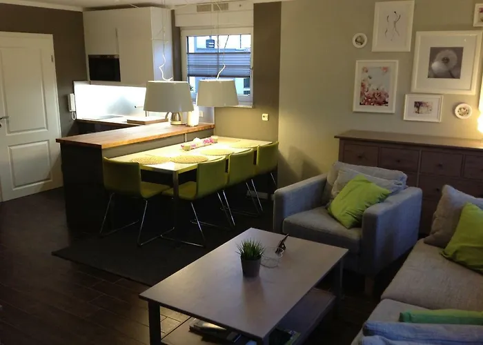 Buchheim, Hochwertig Und Gemuetlich, 5min Zur S-bahn *