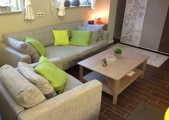 Buchheim, Hochwertig Und Gemuetlich, 5min Zur S-bahn アパート