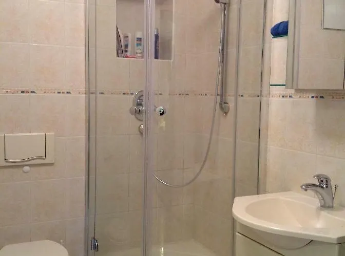 Buchheim, Hochwertig Und Gemuetlich, 5min Zur S-bahn *