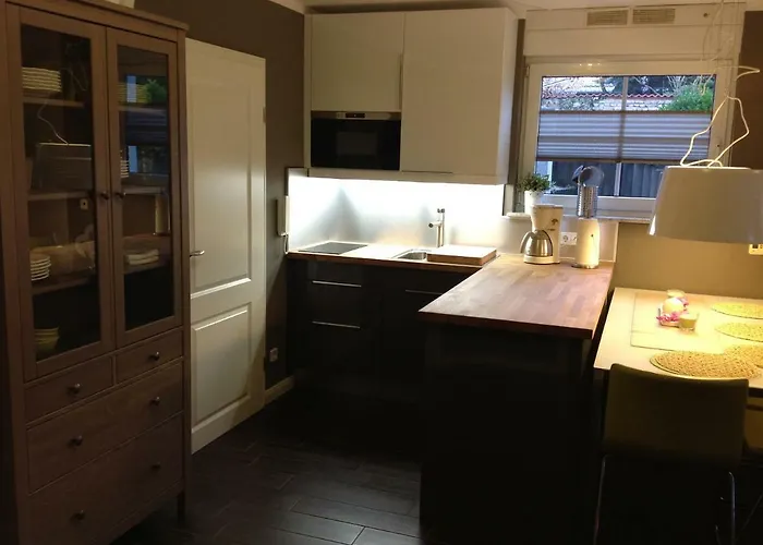 Buchheim, Hochwertig Und Gemuetlich, 5min Zur S-bahn * ホッペガルテン